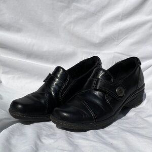 Earth Origins Black Leather Women’s Shoes size 7.5M - lightly worn with box